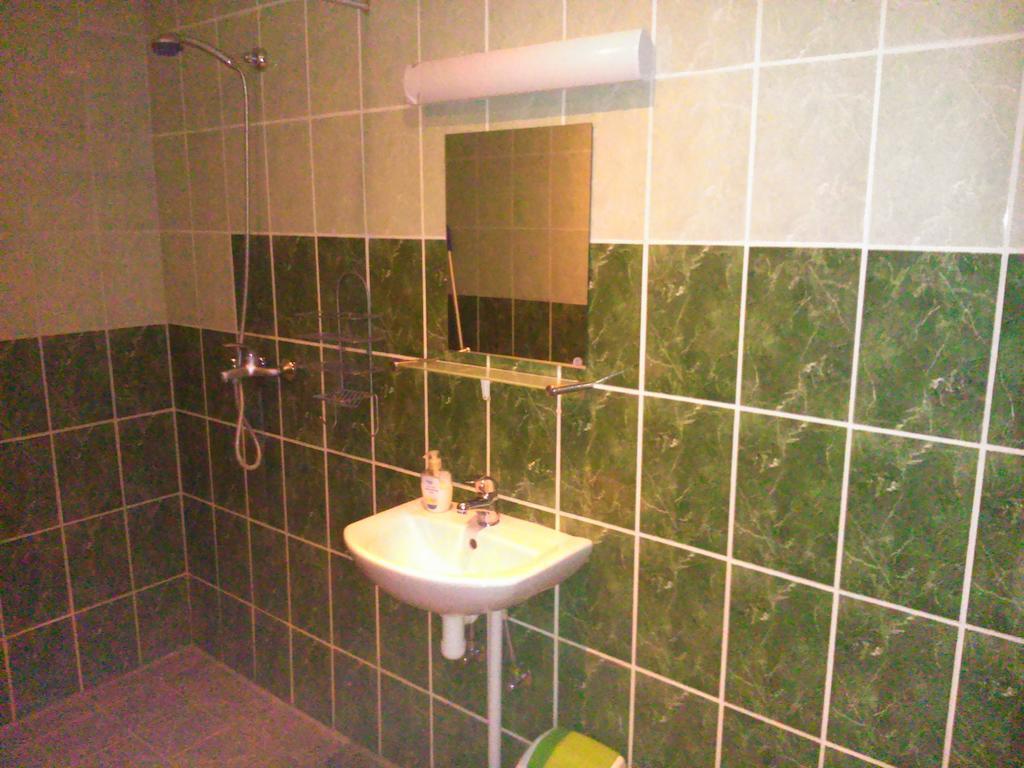 Kortsitalu Kuelalistemaja Apartment Kopu  Стая снимка